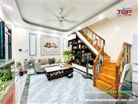 Bán nhà sau mặt đường Hồ Sen