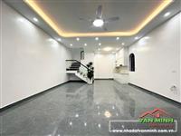 Bán nhà đẹp phố Thiên Lôi - Chợ Đôn, Oto đỗ cửa, lô góc cực đẹp