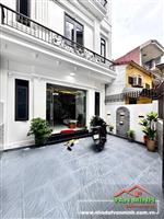 🔥 Bán Gấp Nhà Ngõ Dư Hàng - Mới Tinh, 3 Tầng, Sân Cổng Riêng Rộng Rãi! 🔥  