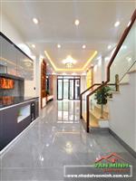 Bán nhà mặt ngõ Hồ Sen, Lê Chân, Hải Phòng