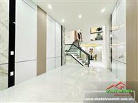 Thiên Lôi ngay siêu thị AEON oto đỗ cửa