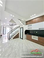 * Bán nhà 3 tầng sân cổng Thiên Lôi, Hải Phòng.