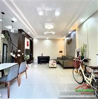 Bán Nhà Thiên Lôi , chợ đôn thông sang Nguyễn Văn Linh , Ngõ to oto vào nhà 