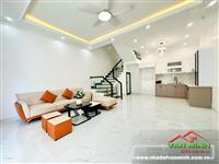 - Nhà đường Lực Hành, cạnh sân bóng Đằng Lâm Hải Phòng.