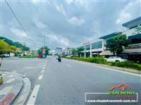 - Bán đất tặng nhà cũ mặt đường Lê Quang Đạo - Đối diện cổng Đại Học Y Hải Phòng. 