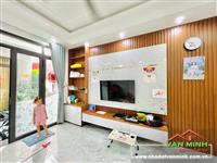 - Nhà xây 4 tầng 3 mặt thoáng Văn Cao Hải Phòng. 