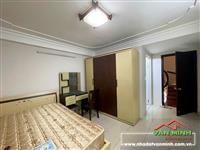 - Nhà 3.5 tầng dân xây Lô 22 Lê Hồng Phong, Hải Phòng.