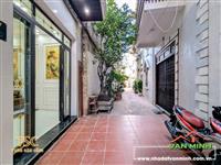 Bán nhà đẹp phố Chợ Hàng - Hồ Sen - ngõ cực nông chỉ 1 ngoặt ngắn