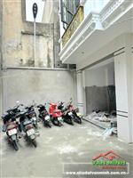 - Nhà 60m² phố Hồ Sen Hải Phòng  - Gần mặt đường lớn tiện đi lại. 