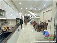 - BÁN NHÀ GỐC DÂN – CHỦ XÂY TÂM HUYẾT  - Thiên Lôi - đường Vĩnh Cát sau nhà mặt đường.