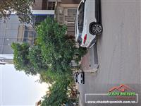 - Nhà Quán Nam - Aeonmall ngõ thông ô tô vào nhà giá chỉ hơn 4 tỷ. 