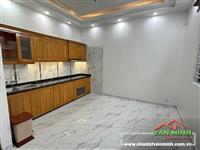 Bán nhà 3 tầng đường Trường Chinh - Cách mặt đường chín 30m - Chỉ 2,9 tỷ