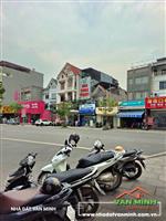 - Bán đất tặng nhà cấp 4 mặt đường Đông Khê  