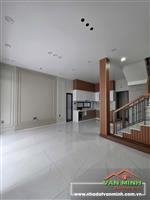 Bán nhà ngay Hồ Tam Bạc sân riêng