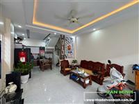 Bán nhà Đoàn Kết lô góc 3 mặt thoáng oto đỗ cửa