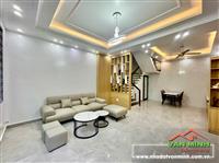 - Bán nhà đường Trần Nguyên Hãn gần Trường THCS Võ Thị Sáu. 