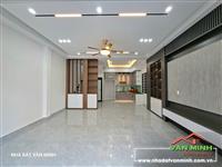 - Bán nhà đường Thiên Lôi xây 1 căn.