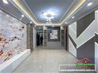 - Nhà 5 tầng thang máy tuyến 3 Văn Cao - Diện tích: 80m2 - Công năng sử dụng: 6 ngủ 7 wc, phòng khách, bếp, phòng thờ, sân ph