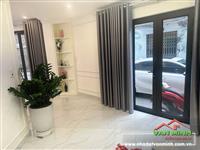 Mặt đường Nguyễn Tường Loan