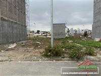 - Bán 2 thửa đất liền nhau TĐC A51 Hồ Sen. - Diện tích: 60m² 1 lô ngang 4m, đường rộng 12m cả vỉa hè. - Hướng chính Nam. - sd