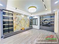 - Nhà sau mặt đường Hùng Vương. Ngay chân cầu tam bạc. Ô tô tránh nhau thoải mái.  - Diện tích bìa 60m2 . Sử dụng 72m². - Xâ