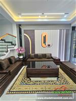 - Bán nhà đường Thiên Lôi Lê Chân Hải Phòng. - 51m2. Hướng Đông Nam  - Sân rộng, phòng khách, phòng bếp, 3 ngủ + 3 wc, sân ph