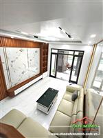 Bán nhà Hồ Sen Lê chân Hải phòng 