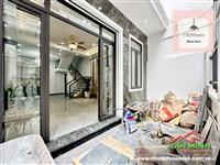 Bán nhà đẹp sân cổng phố Hồ Sen, Lê Chân, Hải Phòng