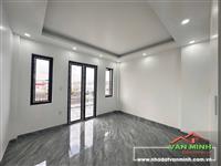 Nhà phố Hồ Sen- Ô Tô đỗ cửa