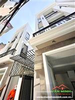 Bán nhà phố Thiên Lôi gần Chợ Đôn có sân cổng riêng
