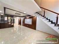 Bán nhà dân, đường rộng phố Văn Cao