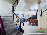 Bán nhà 193 Văn Cao giá rẻ hợp lí
