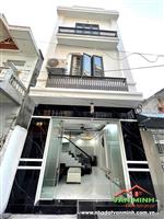 Bán nhà Văn Cao 3 tầng độc lập oto đỗ cửa