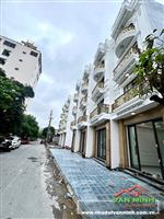 - Khu nhà mặt đường TĐC Bình An gần toà nhà Lạc Hồng , Doji 