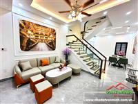 Bán nhà Miếu Hai Xã oto đỗ sát nhà