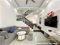 - BÁN NHÀ ĐẸP 3 TẦNG – LÔ GÓC – MIẾU HAI XÃ (GẦN HỒ SEN) 