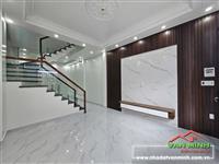 Bán nhà mặt tuyến 2 Hồ Sen oto qua lại, Lê Chân, Hải Phòng 