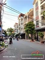 - Bán nhà dân 2 tầng khu phân lô Chợ Đôn Thiên Lôi.