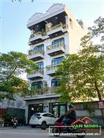 - Nhà đường Nguyễn Cộng Hoà 5 tầng độc lập