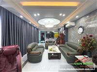 - Bán nhà mặt đường Tuyến 2 Quán Nam Hải Phòng. - Lô góc 5 tầng thang máy.