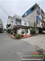 - Bán đất vị trí tuyến 2 Trung Lực Hải An. - 2 lô liền kề mỗi lô 56m2. Ngang 7.5m dài 7.5m - Đường trước đất rộng 8m cả vỉa h