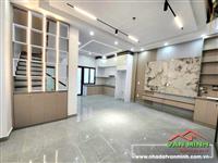 - NHÀ 4 TẦNG – LÔ GÓC – NGANG 6M – RỘNG THOÁNG ĐƯỜNG HỒ SEN LÊ CHÂN. - 77m² | Mặt ngang ~6m - Công năng: Khách - Bếp -  Phòng