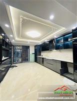 Bán Nhà Khu Văn Cao 5 tầng Tháng Máy 