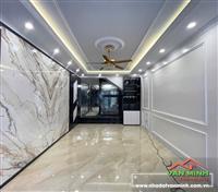 - Nhà 5 tầng thang máy tuyến 3 Văn Cao - Diện tích: 80m2 - Công năng sử dụng: 6 ngủ 7 wc, phòng khách, bếp, phòng thờ, sân ph