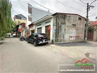 - Lô đất 52m2 lô góc 3 mặt thoáng mặt đường Thích Trí Hải mương Hồ Sen sẵn nhà cho thuê hoặc kinh doanh buôn bán.  - Mặt tiền