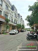 - Bán đất lô góc 2 mặt đường tđc Tam Kỳ Lê Chân Hải Phòng. - Vị trí đẹp 2 mặt đường rộng, vỉa hè rộng rãi. - Diện tích: 55m2 