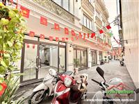 - Nhà Hồ Sen oto đỗ cửa vào nhà có thang máy 4 tầng xịn sò, tặng full nội thất - Diện tích :62m. 4 tầng mái bằng - Công năng: