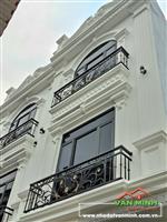 - Bán nhà Tuyến 2 Đường Máng Nước An Dương Hải Phòng  - Gần chợ Vĩnh Khê ôtô đỗ gần nhà  - Diện tích: 55m2 Hướng nam - Xây dự