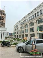 - Bán nhà 5 tầng Văn Cao Hải Phòng  - Thang máy có sân sau thoáng mát  - Tầng 1 thông view công viên và sân sau - Tầng 2 phòn