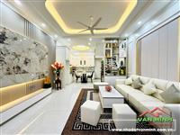 Miếu Hai Xã- ô tô đỗ gần